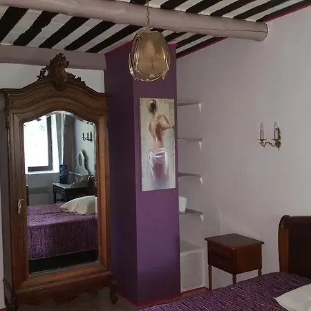 Maison Typique De Haute Loire De 1782 Semesterbostad *